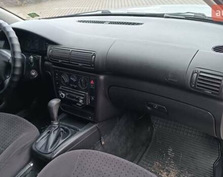 Серый Фольксваген Пассат, объемом двигателя 1.8 л и пробегом 272 тыс. км за 3350 $, фото 76 на Automoto.ua