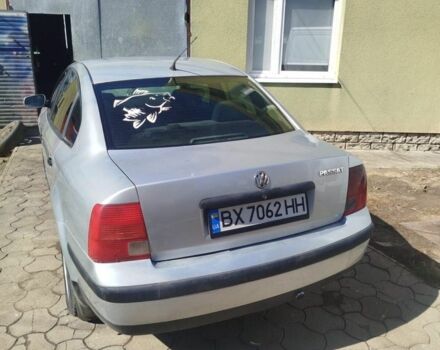 Серый Фольксваген Пассат, объемом двигателя 1.8 л и пробегом 300 тыс. км за 2800 $, фото 3 на Automoto.ua