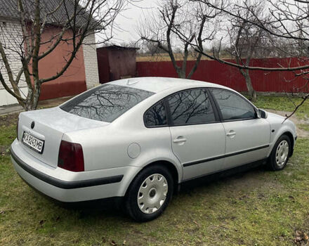 Серый Фольксваген Пассат, объемом двигателя 1.8 л и пробегом 335 тыс. км за 4500 $, фото 3 на Automoto.ua