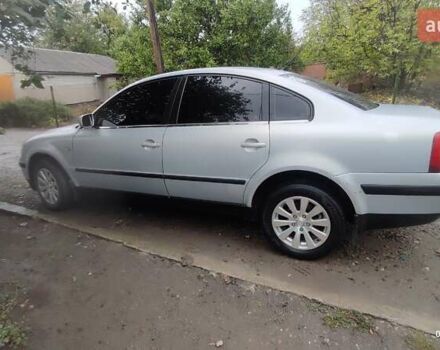 Серый Фольксваген Пассат, объемом двигателя 1.8 л и пробегом 250 тыс. км за 3200 $, фото 2 на Automoto.ua