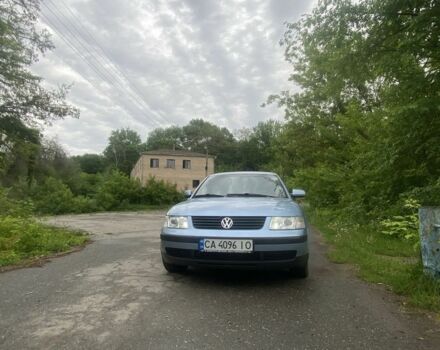 Серый Фольксваген Пассат, объемом двигателя 1.8 л и пробегом 350 тыс. км за 4300 $, фото 6 на Automoto.ua