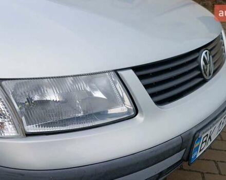 Серый Фольксваген Пассат, объемом двигателя 1.8 л и пробегом 272 тыс. км за 3350 $, фото 45 на Automoto.ua