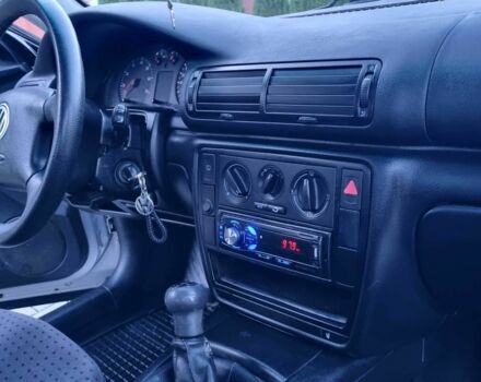 Серый Фольксваген Пассат, объемом двигателя 1.8 л и пробегом 365 тыс. км за 2650 $, фото 7 на Automoto.ua