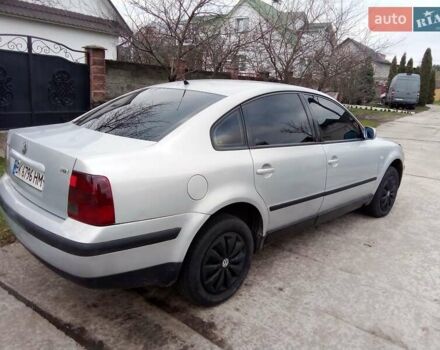 Серый Фольксваген Пассат, объемом двигателя 1.9 л и пробегом 300 тыс. км за 3100 $, фото 5 на Automoto.ua