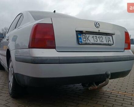 Серый Фольксваген Пассат, объемом двигателя 1.8 л и пробегом 272 тыс. км за 3350 $, фото 19 на Automoto.ua