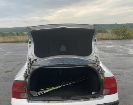 Серый Фольксваген Пассат, объемом двигателя 1.6 л и пробегом 111 тыс. км за 2200 $, фото 6 на Automoto.ua