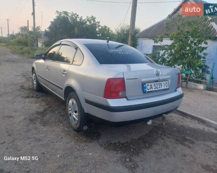 Серый Фольксваген Пассат, объемом двигателя 1.8 л и пробегом 316 тыс. км за 4600 $, фото 6 на Automoto.ua