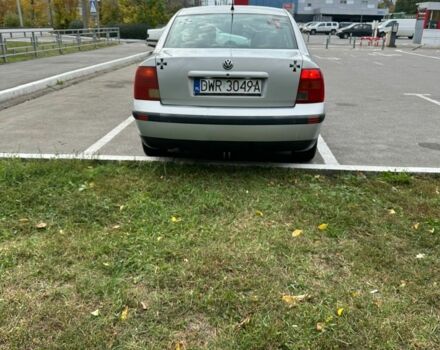 Серый Фольксваген Пассат, объемом двигателя 2 л и пробегом 300 тыс. км за 1550 $, фото 2 на Automoto.ua