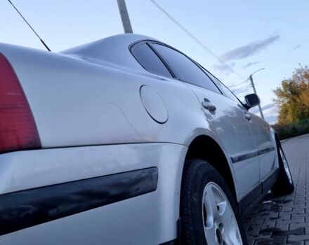 Серый Фольксваген Пассат, объемом двигателя 1.8 л и пробегом 365 тыс. км за 2650 $, фото 10 на Automoto.ua