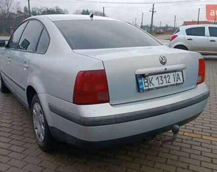 Серый Фольксваген Пассат, объемом двигателя 1.8 л и пробегом 272 тыс. км за 3350 $, фото 18 на Automoto.ua