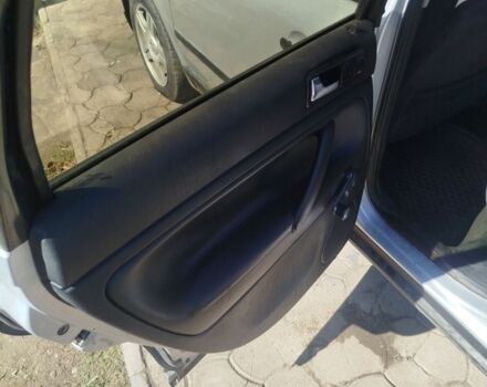 Серый Фольксваген Пассат, объемом двигателя 1.8 л и пробегом 300 тыс. км за 2800 $, фото 4 на Automoto.ua