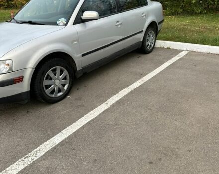 Серый Фольксваген Пассат, объемом двигателя 2 л и пробегом 300 тыс. км за 1800 $, фото 4 на Automoto.ua