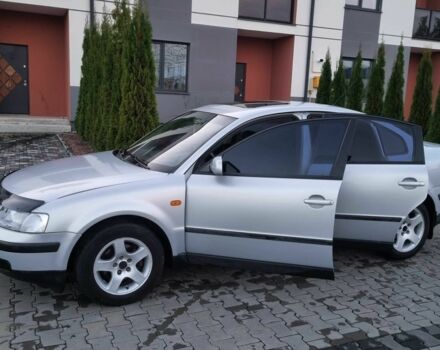 Серый Фольксваген Пассат, объемом двигателя 1.8 л и пробегом 365 тыс. км за 2650 $, фото 17 на Automoto.ua