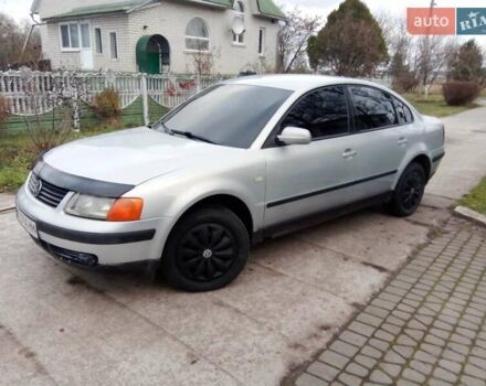 Серый Фольксваген Пассат, объемом двигателя 1.9 л и пробегом 300 тыс. км за 3100 $, фото 2 на Automoto.ua