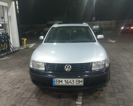 Сірий Фольксваген Пассат, об'ємом двигуна 1.6 л та пробігом 333 тис. км за 1750 $, фото 4 на Automoto.ua