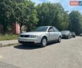 Серый Фольксваген Пассат, объемом двигателя 2.5 л и пробегом 334 тыс. км за 3900 $, фото 1 на Automoto.ua