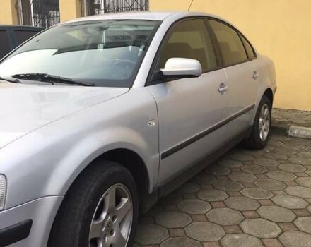 Серый Фольксваген Пассат, объемом двигателя 1.8 л и пробегом 395 тыс. км за 3400 $, фото 2 на Automoto.ua