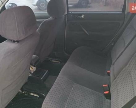 Серый Фольксваген Пассат, объемом двигателя 1.8 л и пробегом 272 тыс. км за 3350 $, фото 60 на Automoto.ua