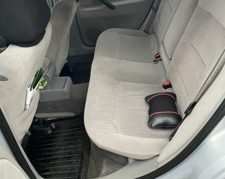 Серый Фольксваген Пассат, объемом двигателя 1.8 л и пробегом 335 тыс. км за 4500 $, фото 5 на Automoto.ua