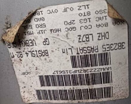 Серый Фольксваген Пассат, объемом двигателя 1.8 л и пробегом 272 тыс. км за 3350 $, фото 66 на Automoto.ua