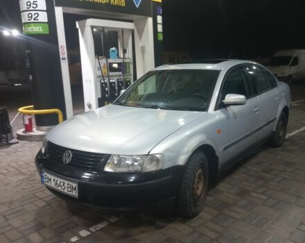 Сірий Фольксваген Пассат, об'ємом двигуна 1.6 л та пробігом 333 тис. км за 1750 $, фото 1 на Automoto.ua