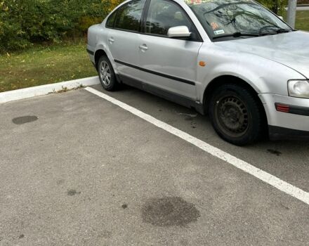 Серый Фольксваген Пассат, объемом двигателя 2 л и пробегом 300 тыс. км за 1800 $, фото 3 на Automoto.ua