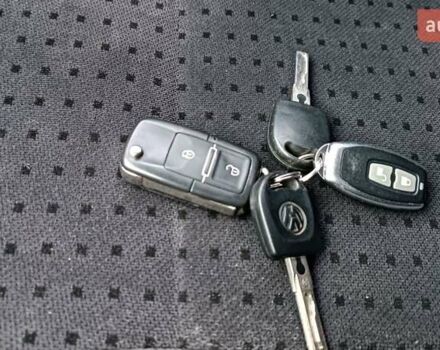 Серый Фольксваген Пассат, объемом двигателя 1.8 л и пробегом 272 тыс. км за 3350 $, фото 111 на Automoto.ua