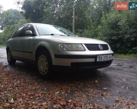 Серый Фольксваген Пассат, объемом двигателя 1.6 л и пробегом 377 тыс. км за 3000 $, фото 9 на Automoto.ua