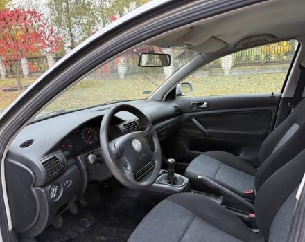 Серый Фольксваген Пассат, объемом двигателя 1.9 л и пробегом 320 тыс. км за 1799 $, фото 4 на Automoto.ua