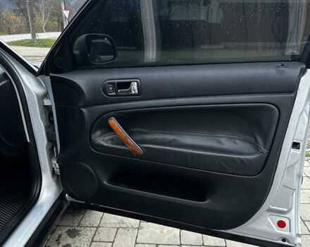 Сірий Фольксваген Пассат, об'ємом двигуна 1.78 л та пробігом 302 тис. км за 3950 $, фото 12 на Automoto.ua