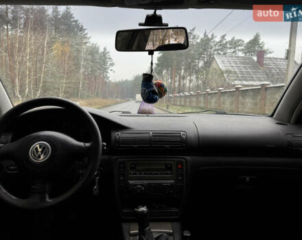 Серый Фольксваген Пассат, объемом двигателя 1.9 л и пробегом 402 тыс. км за 4200 $, фото 10 на Automoto.ua