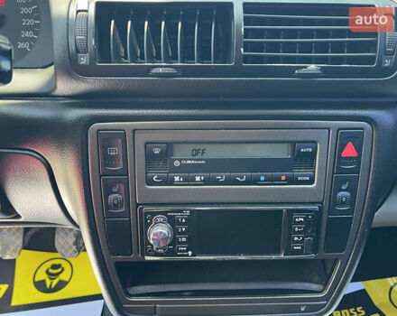 Сірий Фольксваген Пассат, об'ємом двигуна 1.8 л та пробігом 268 тис. км за 4200 $, фото 13 на Automoto.ua