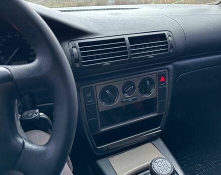 Серый Фольксваген Пассат, объемом двигателя 1.9 л и пробегом 200 тыс. км за 1250 $, фото 10 на Automoto.ua