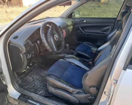 Сірий Фольксваген Пассат, об'ємом двигуна 1.8 л та пробігом 1000 тис. км за 2550 $, фото 5 на Automoto.ua