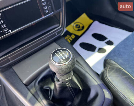 Сірий Фольксваген Пассат, об'ємом двигуна 1.8 л та пробігом 268 тис. км за 4200 $, фото 11 на Automoto.ua