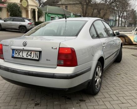 Серый Фольксваген Пассат, объемом двигателя 1.9 л и пробегом 300 тыс. км за 2100 $, фото 1 на Automoto.ua