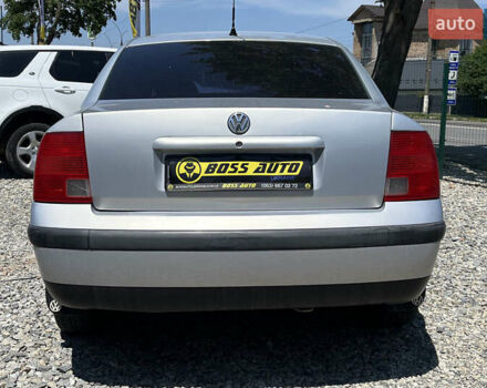 Сірий Фольксваген Пассат, об'ємом двигуна 1.8 л та пробігом 268 тис. км за 4200 $, фото 4 на Automoto.ua