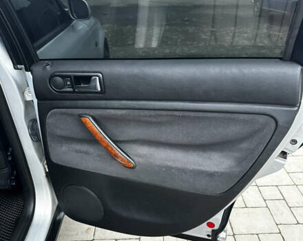 Сірий Фольксваген Пассат, об'ємом двигуна 1.78 л та пробігом 302 тис. км за 3950 $, фото 15 на Automoto.ua