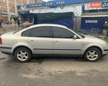 Серый Фольксваген Пассат, объемом двигателя 1.8 л и пробегом 273 тыс. км за 4100 $, фото 8 на Automoto.ua