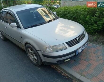 Серый Фольксваген Пассат, объемом двигателя 1.8 л и пробегом 380 тыс. км за 3800 $, фото 5 на Automoto.ua