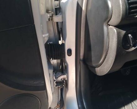 Сірий Фольксваген Пассат, об'ємом двигуна 1.6 л та пробігом 363 тис. км за 3750 $, фото 12 на Automoto.ua