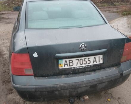 Серый Фольксваген Пассат, объемом двигателя 1.8 л и пробегом 200 тыс. км за 2500 $, фото 1 на Automoto.ua