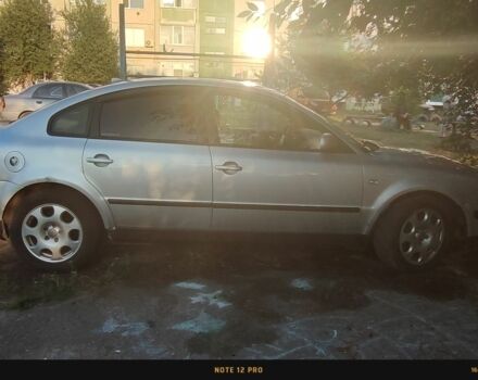 Серый Фольксваген Пассат, объемом двигателя 1.9 л и пробегом 410 тыс. км за 3400 $, фото 1 на Automoto.ua