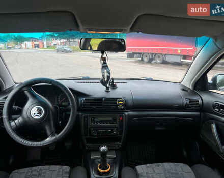 Сірий Фольксваген Пассат, об'ємом двигуна 1.78 л та пробігом 306 тис. км за 3700 $, фото 17 на Automoto.ua