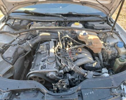 Сірий Фольксваген Пассат, об'ємом двигуна 1.8 л та пробігом 1000 тис. км за 2550 $, фото 6 на Automoto.ua