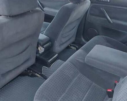 Серый Фольксваген Пассат, объемом двигателя 1.9 л и пробегом 420 тыс. км за 2999 $, фото 5 на Automoto.ua