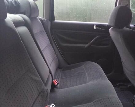 Серый Фольксваген Пассат, объемом двигателя 1.6 л и пробегом 377 тыс. км за 3000 $, фото 4 на Automoto.ua