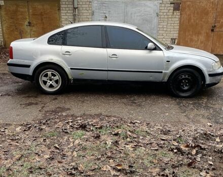 Серый Фольксваген Пассат, объемом двигателя 1.8 л и пробегом 315 тыс. км за 1500 $, фото 9 на Automoto.ua