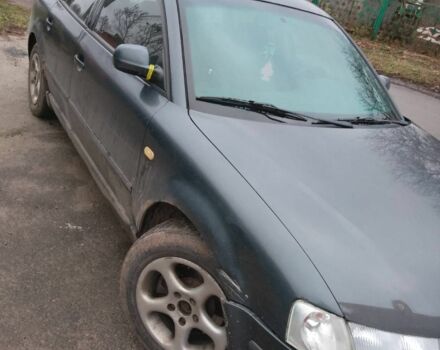 Серый Фольксваген Пассат, объемом двигателя 1.8 л и пробегом 200 тыс. км за 2500 $, фото 2 на Automoto.ua