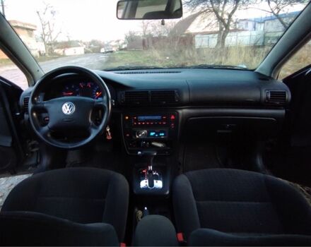 Серый Фольксваген Пассат, объемом двигателя 2.5 л и пробегом 350 тыс. км за 2800 $, фото 16 на Automoto.ua